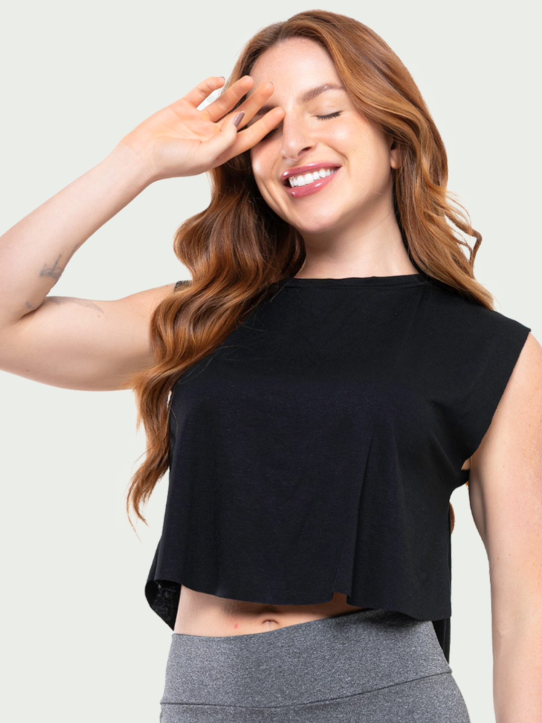 Regata Cropped Feminino Fitness Academia Preto