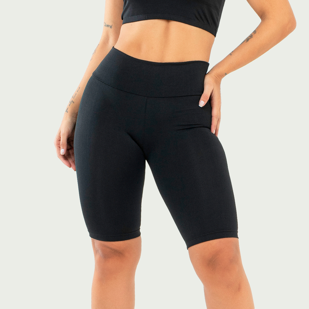 Bermuda Fitness Feminina Básica Preta