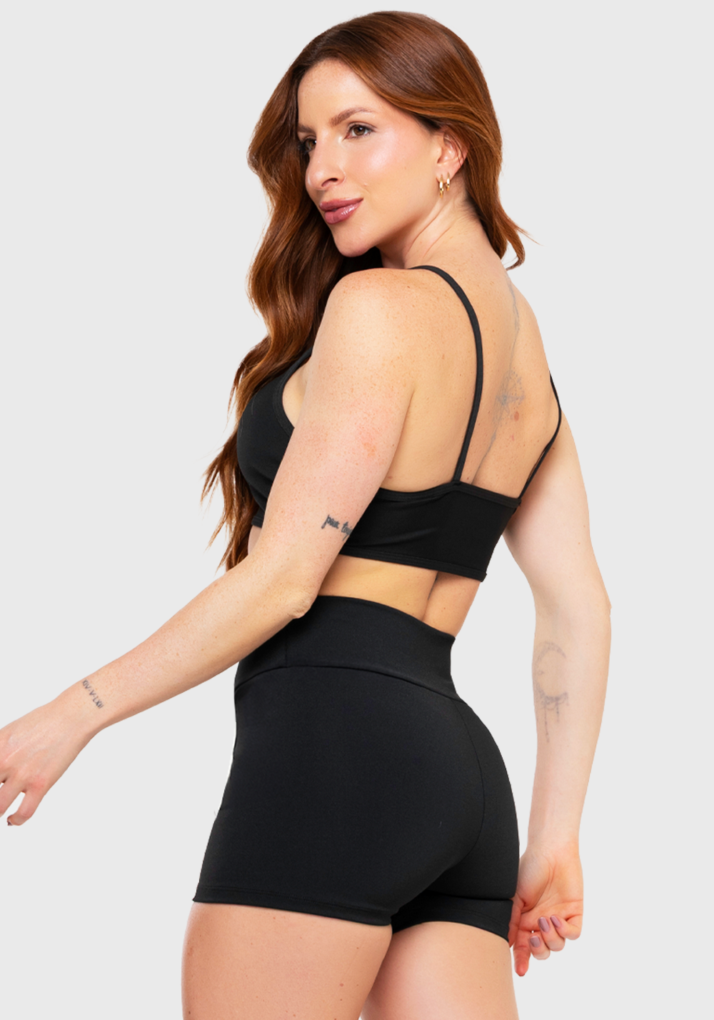 Conjunto Academia Top Alcinha Short Curto Básico Preto